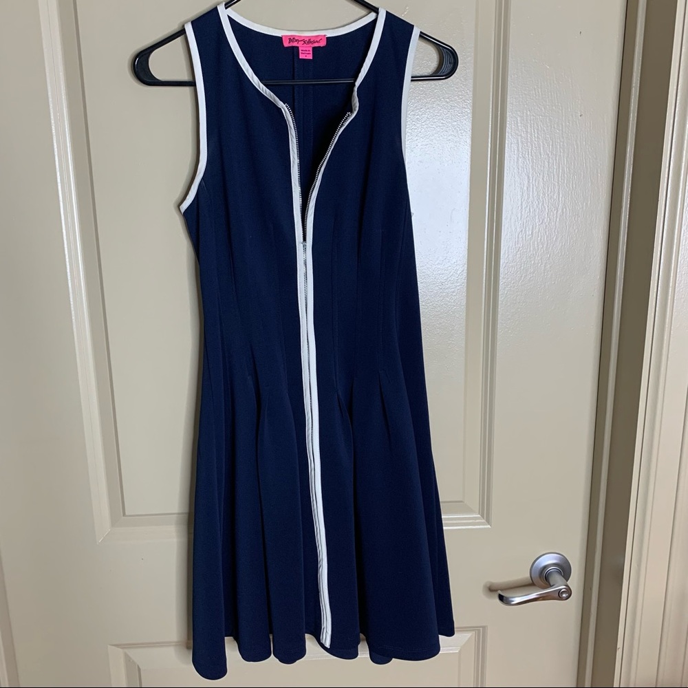 Betsey Johnson - full zip navy “scuba” dress - size 4